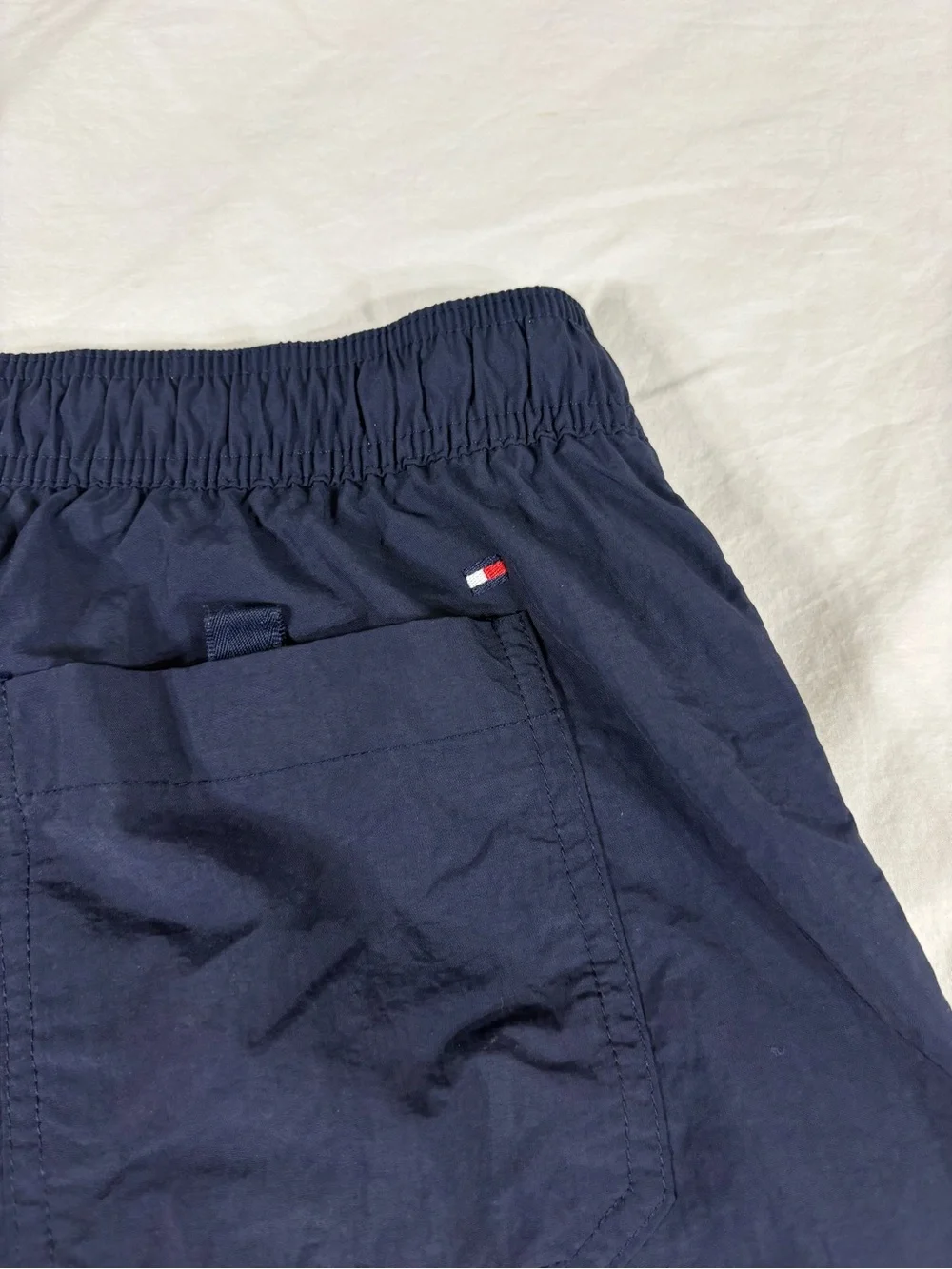 Tommy Hilfiger Mens Blue\Red Swin Shorts Size S